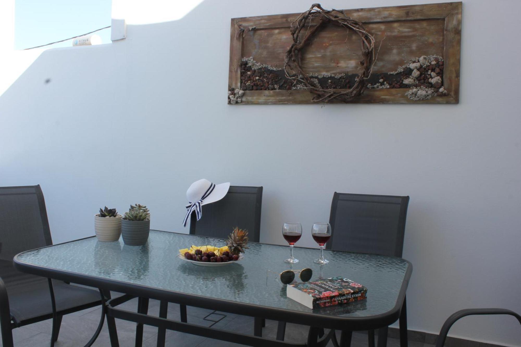 The Rock Luxury Homes Mesaria Exteriér fotografie