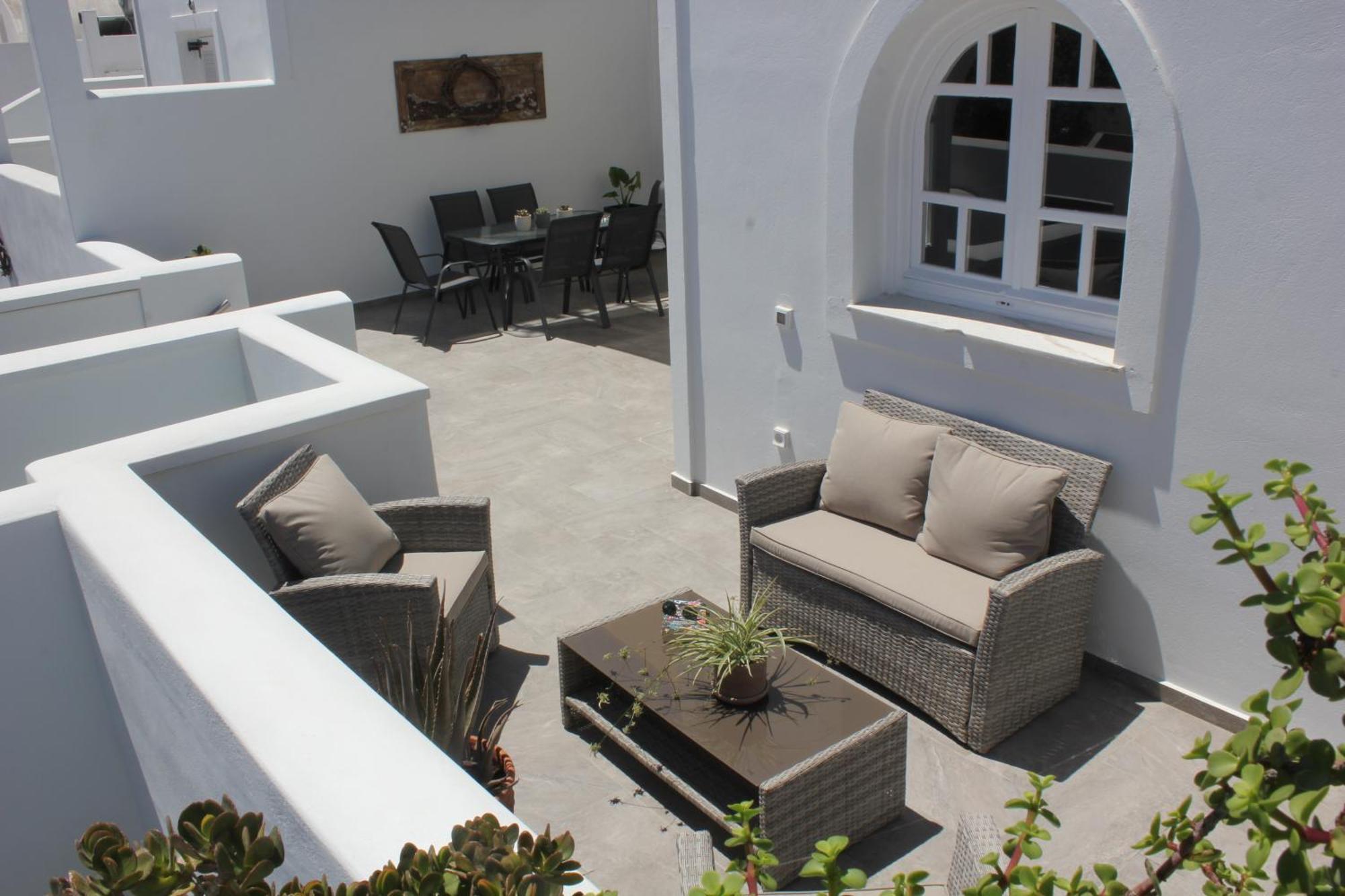The Rock Luxury Homes Mesaria Exteriér fotografie